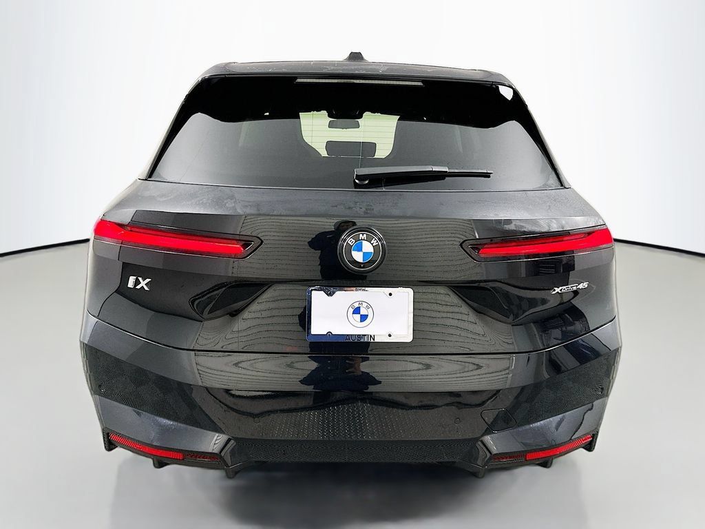Used 2026 BMW iX xDrive45 AWD/4WD image 6
