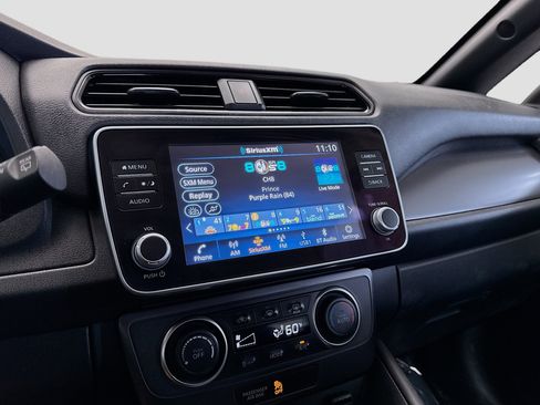 Used 2023 Nissan Leaf S image 10