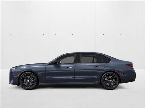 New 2027 BMW 740i xDrive w/ Executive Package AWD/4WD image 2