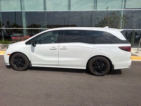 Used 2023 Honda Odyssey Sport image 24