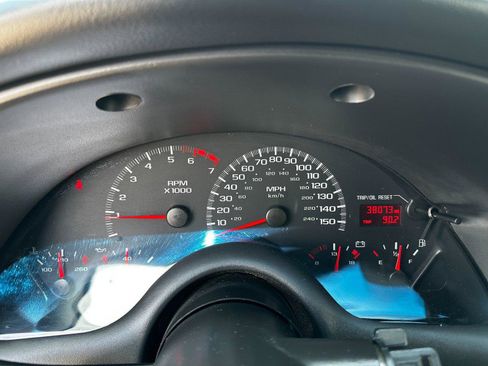 Used 2002 Chevrolet Camaro Z28 w/ Sport Appearance Pkg image 18