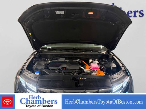 Used 2024 Hyundai Tucson Blue AWD/4WD image 8