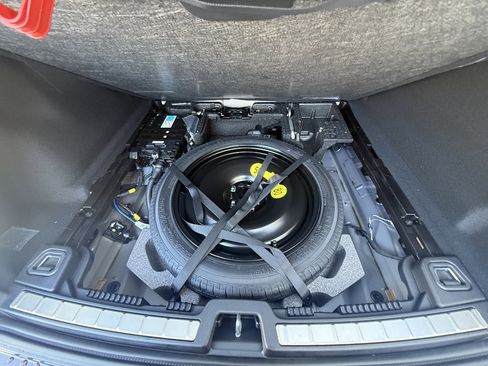 New 2026 Volvo XC60 B5 Plus w/ Protection Package image 33