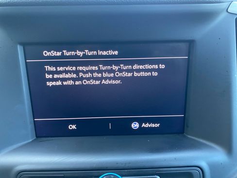 Used 2024 GMC Terrain SLE w/ Driver Convenience Package image 14