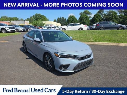 Used 2024 Honda Civic Touring image 3