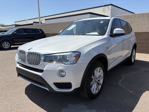 Used 2017 BMW X3 xDrive28i AWD/4WD image 4