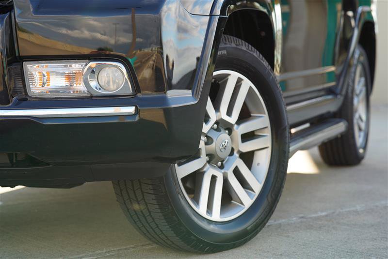 Used 2011 Toyota 4Runner Limited AWD/4WD image 9