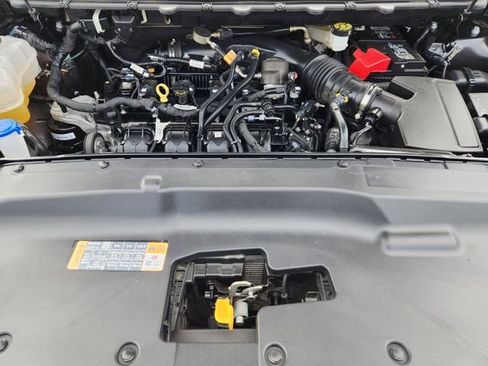 Used 2024 Ford Edge Titanium image 32