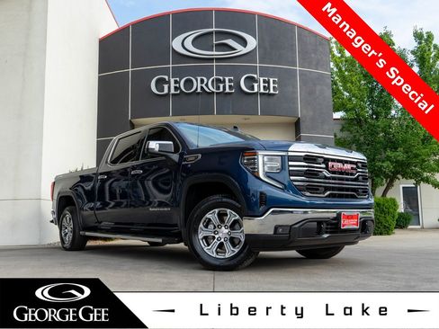 Used 2023 GMC Sierra 1500 SLT w/ SLT Convenience Package image 1