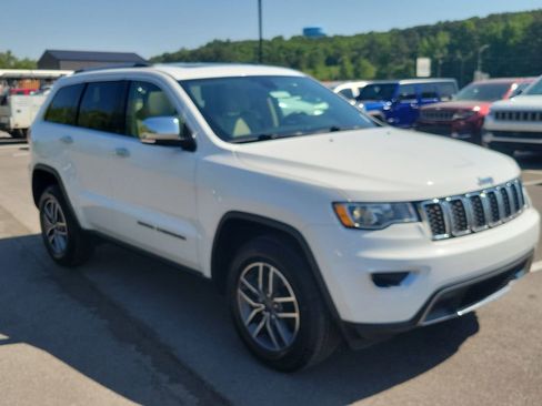 Used 2021 Jeep Grand Cherokee Limited AWD/4WD image 1