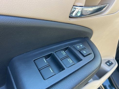 Used 2018 Honda Pilot EX-L image 12