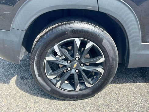 Used 2023 Chevrolet TrailBlazer LT w/ Convenience Package AWD/4WD image 11