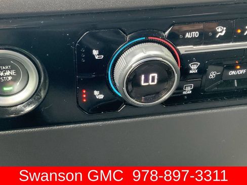 Certified 2024 Chevrolet Silverado 1500 LT AWD/4WD image 35