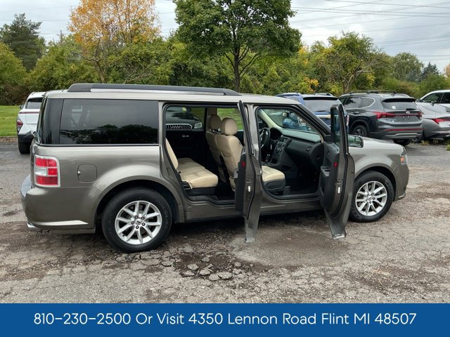 Used 2014 Ford Flex SE FWD image 11