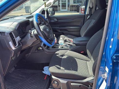 Used 2025 Ford Ranger XL RWD image 4