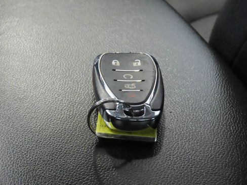 Used 2025 Chevrolet Malibu RS FWD image 16