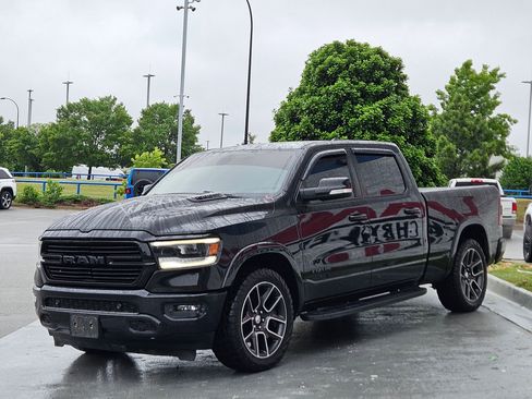 Used 2019 RAM 1500 Laramie AWD/4WD image 3