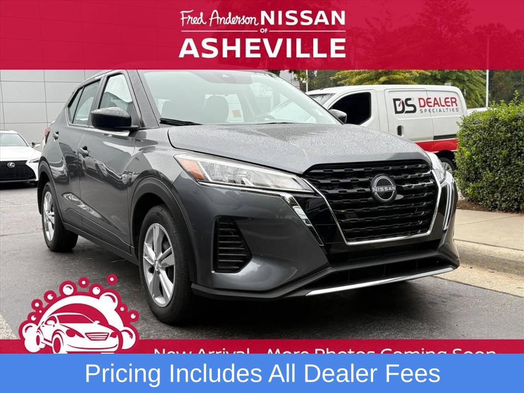 Used 2024 Nissan Kicks S FWD image 1
