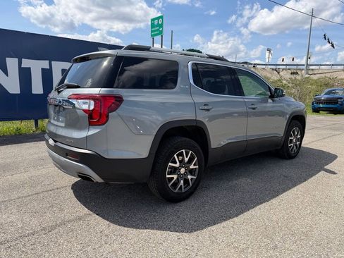 Used 2023 GMC Acadia SLE w/ Driver Convenience Package image 7