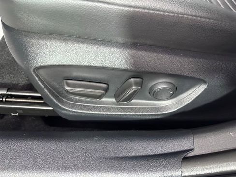 Used 2023 Toyota Camry SE w/ Cold Weather Package AWD/4WD image 19