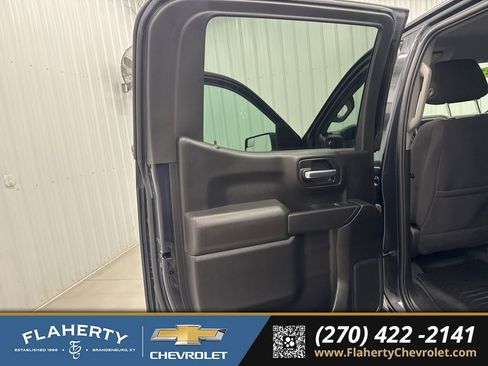 Used 2023 Chevrolet Silverado 1500 Custom image 10