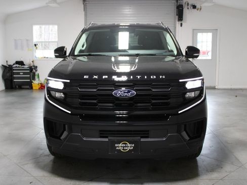 New 2026 Ford Expedition Active image 55