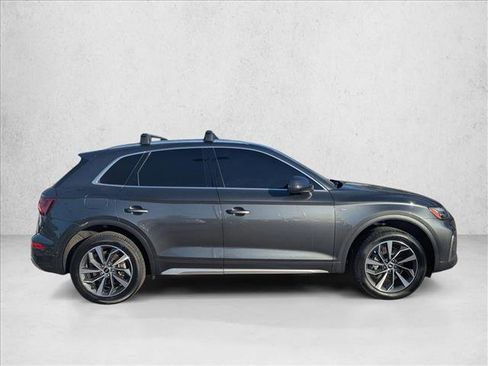 Used 2022 Audi Q5 2.0T Premium w/ Convenience Package AWD/4WD image 4