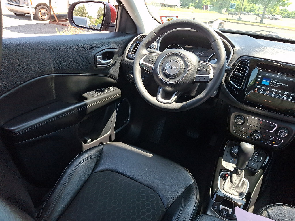 Used 2021 Jeep Compass Latitude w/ Sun and Sound Group AWD/4WD image 15