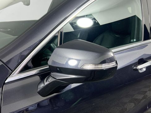 Used 2023 Cadillac XT4 Premium Luxury FWD image 12