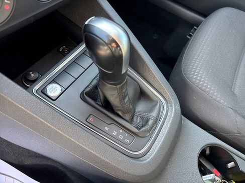 Used 2015 Volkswagen Jetta SE image 18