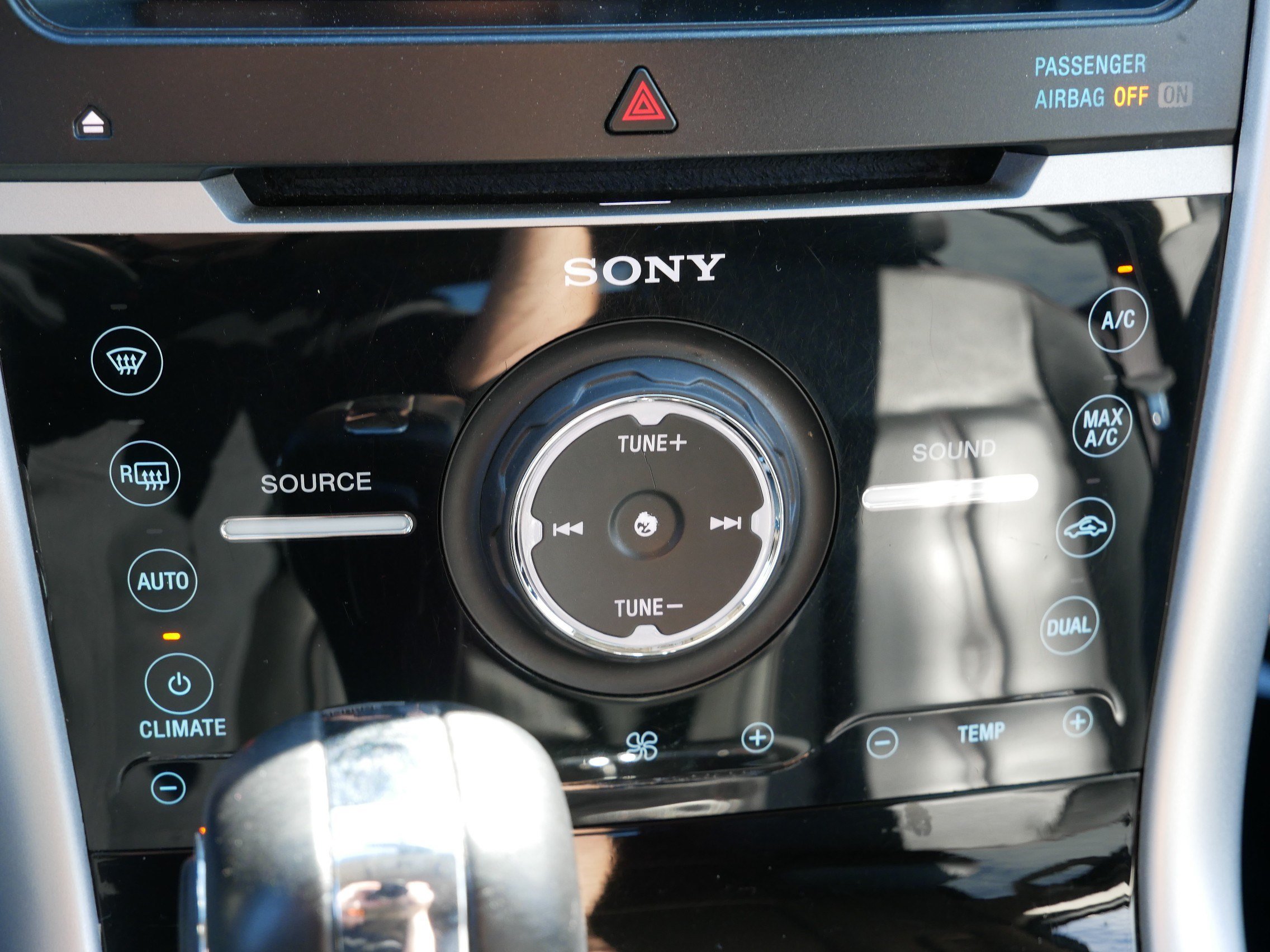 Used 2013 Ford Edge Limited w/ Canadian Touring Pkg AWD/4WD image 23