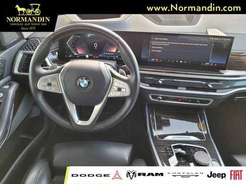 Used 2025 BMW X7 xDrive40i AWD/4WD image 7
