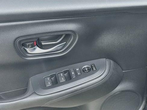 Used 2024 Honda HR-V LX image 16