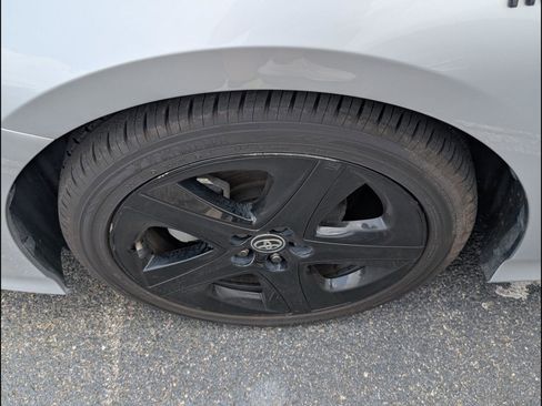 Used 2022 Toyota Prius FWD image 8