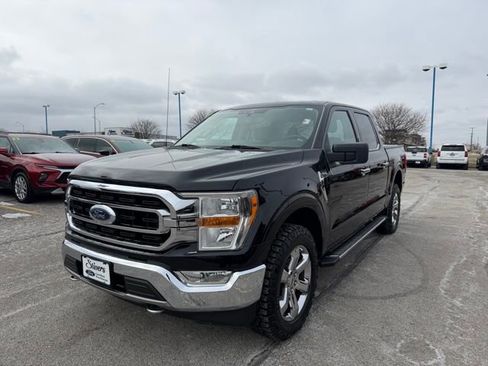 Used 2021 Ford F150 XLT w/ Equipment Group 301A Mid image 8