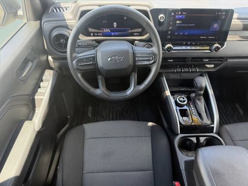 Used 2024 Chevrolet Colorado Trail Boss w/ Advanced Trailering Package AWD/4WD image 16