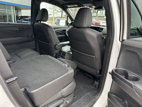 Used 2022 Honda Pilot TrailSport image 48