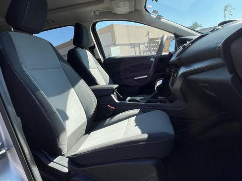 Used 2018 Ford Escape SE FWD image 25