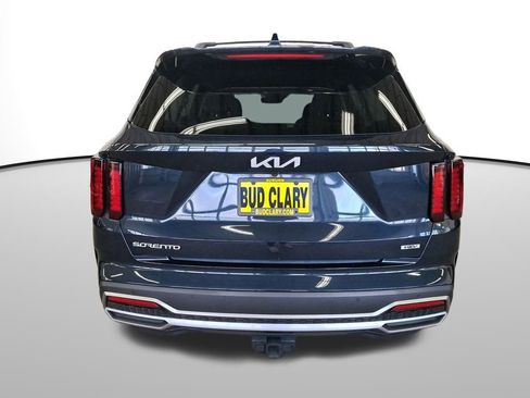 Used 2023 Kia Sorento EX image 5
