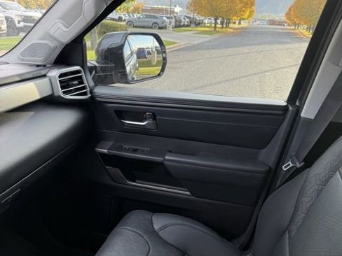 Used 2024 Toyota Sequoia Limited image 34