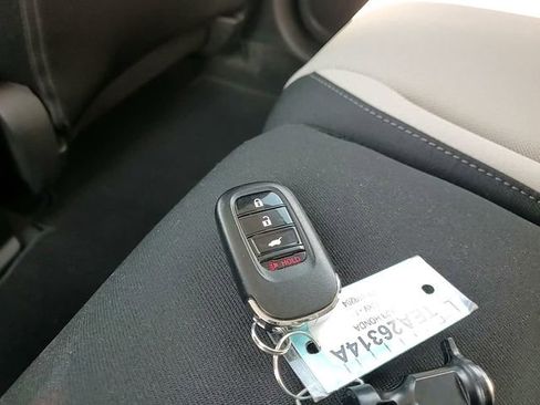 Used 2023 Honda CR-V LX image 29