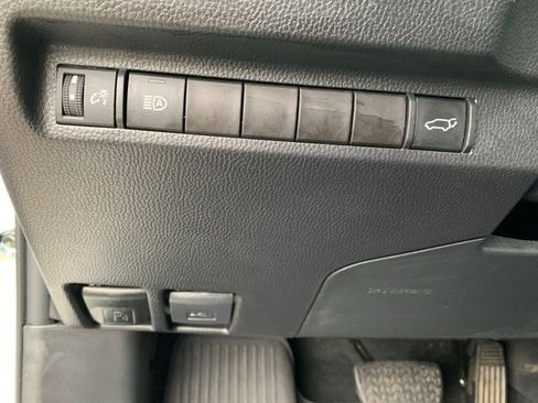 Used 2024 Toyota RAV4 XLE w/ Convenience Package image 17