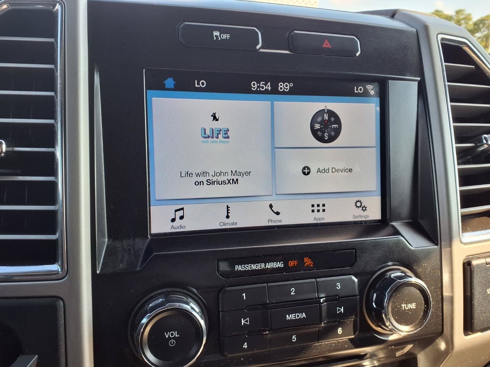 Used 2016 Ford F150 Lariat w/ Equipment Group 501A Mid RWD image 6