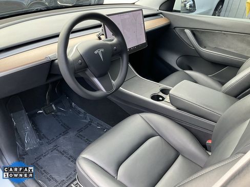 Used 2020 Tesla Model Y Long Range image 6