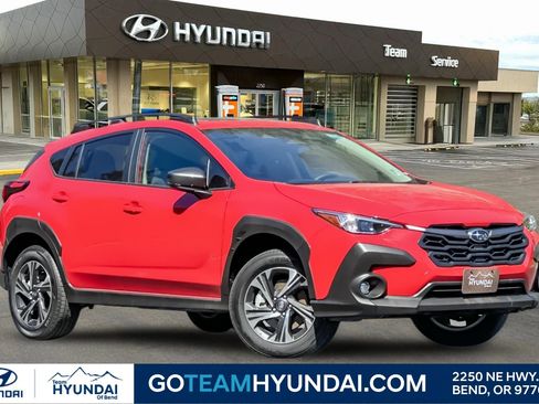 Used 2025 Subaru Crosstrek 2.5i Premium AWD/4WD image 1