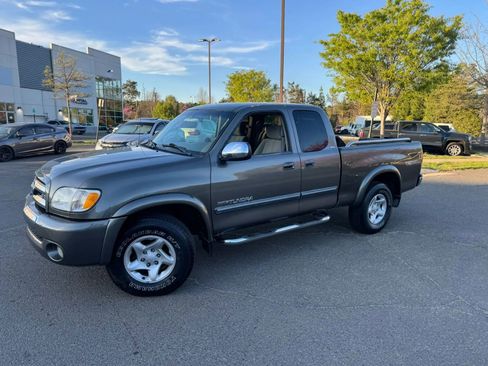 Used 2004 Toyota Tundra SR5 image 6