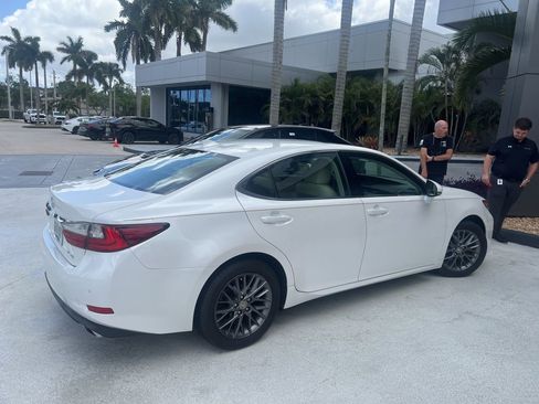 Used 2018 Lexus ES 350 w/ Premier Package FWD image 7
