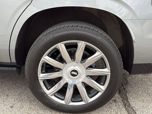Certified 2024 Cadillac Escalade Premium Luxury Platinum AWD/4WD image 31