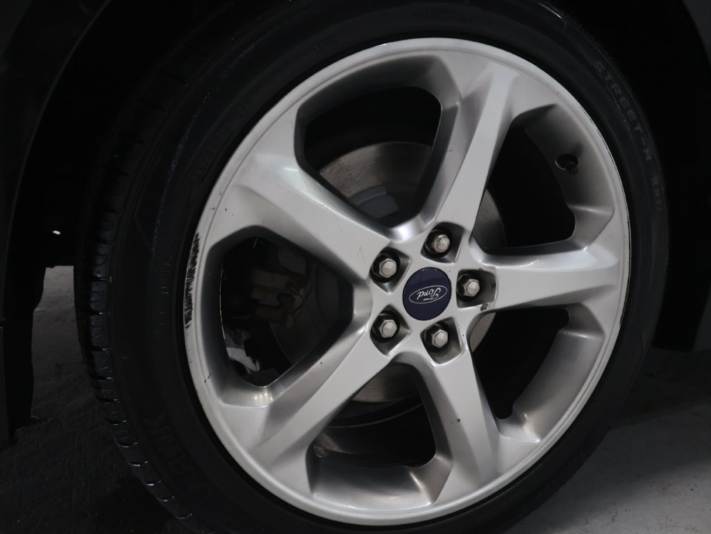 Used 2013 Ford Fusion SE FWD image 31