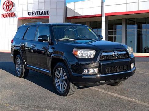 Used 2011 Toyota 4Runner Limited image 2